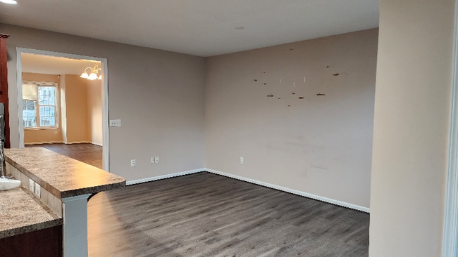 Building Photo - 25146 Harpenden Terrace