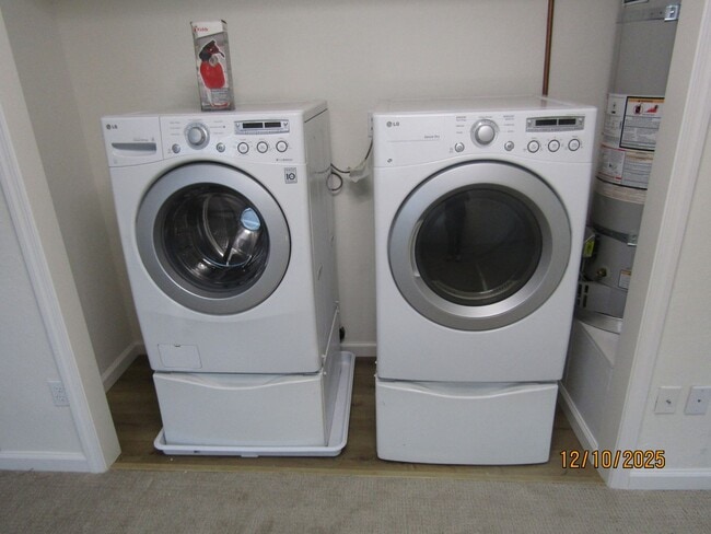 Building Photo - Very Rare 2 Bedroom House on a large lot with separate bonus unit!