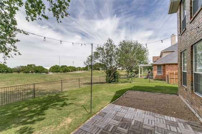 Building Photo - 2625 Royal Birkdale Dr