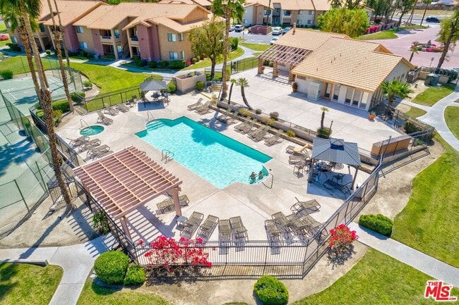 Building Photo - 78650 Ave 42 Ave