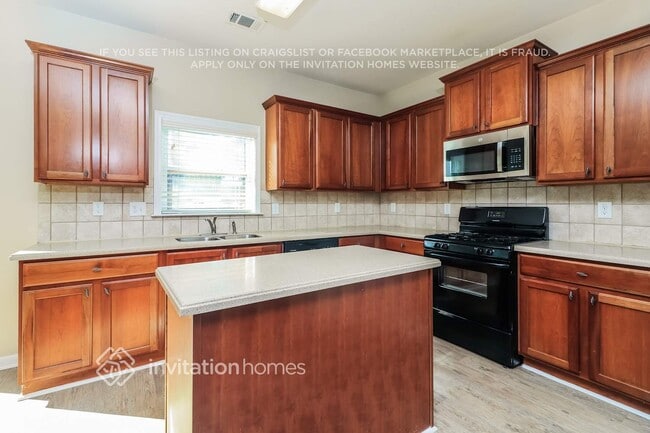 Building Photo - 5115 Fieldgate Ridge Dr