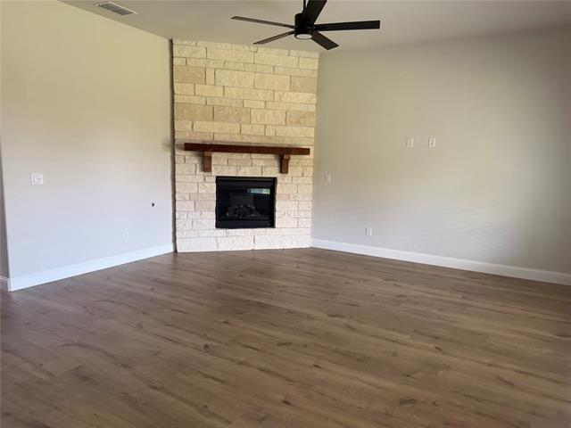 Building Photo - 3818 Mesa Verde Dr