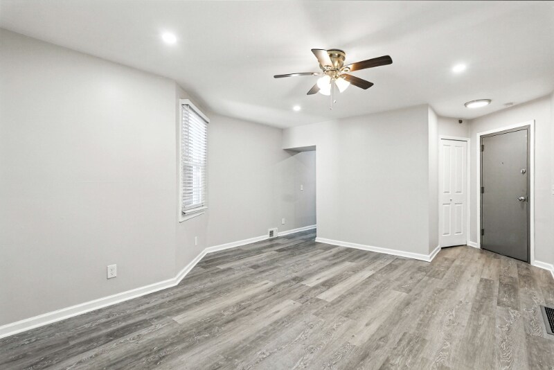 Building Photo - 400 Perrysville Ave
