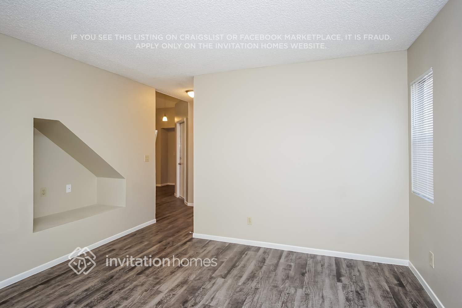 Building Photo - 9645 Swan Bay Dr