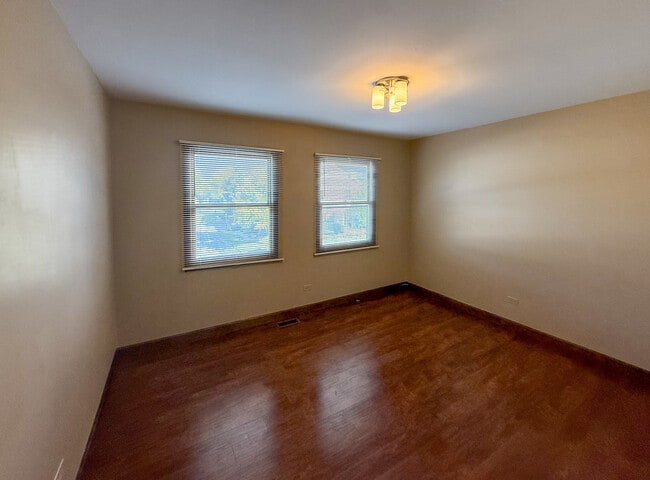 Building Photo - 15528 Whitehall Ln