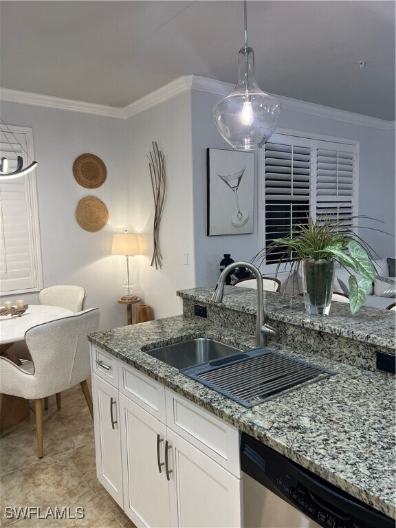 Building Photo - 9081 Albion Ln S