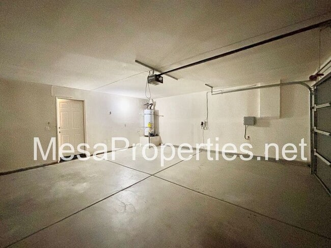 Building Photo - 14744 Delicious St