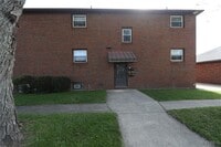 Building Photo - 105 Fernald Ave