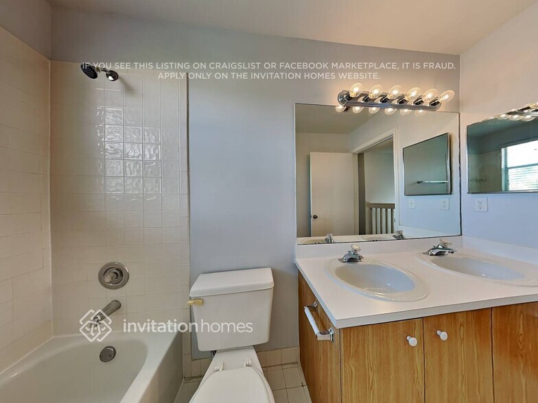 Building Photo - 7549 Lake Placid Ct