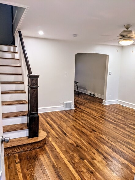 Building Photo - 24 Davis Ave