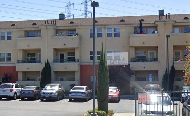 Building Photo - 2201 Via Campo