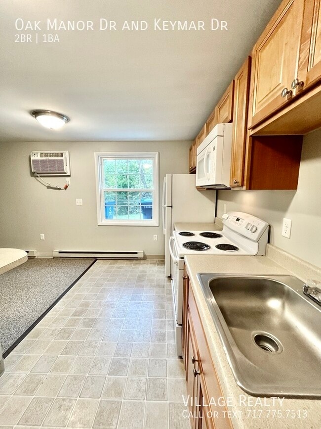 Building Photo - 219 Oak Manor Dr