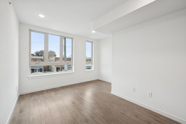 Building Photo - 1454 N 57th St