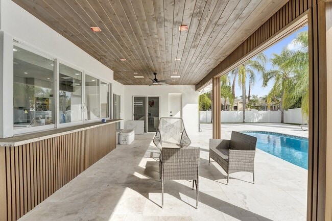 Building Photo - 3681 N 54th Ave