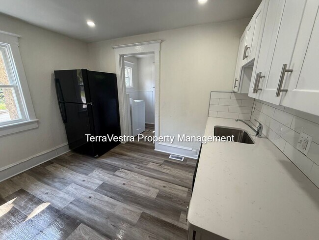 Building Photo - Single family home in Upper Deerfield!