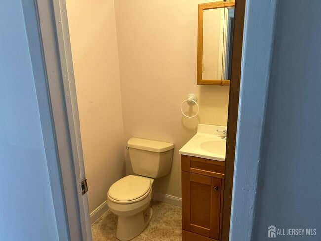 Building Photo - 304 Merrywood Dr