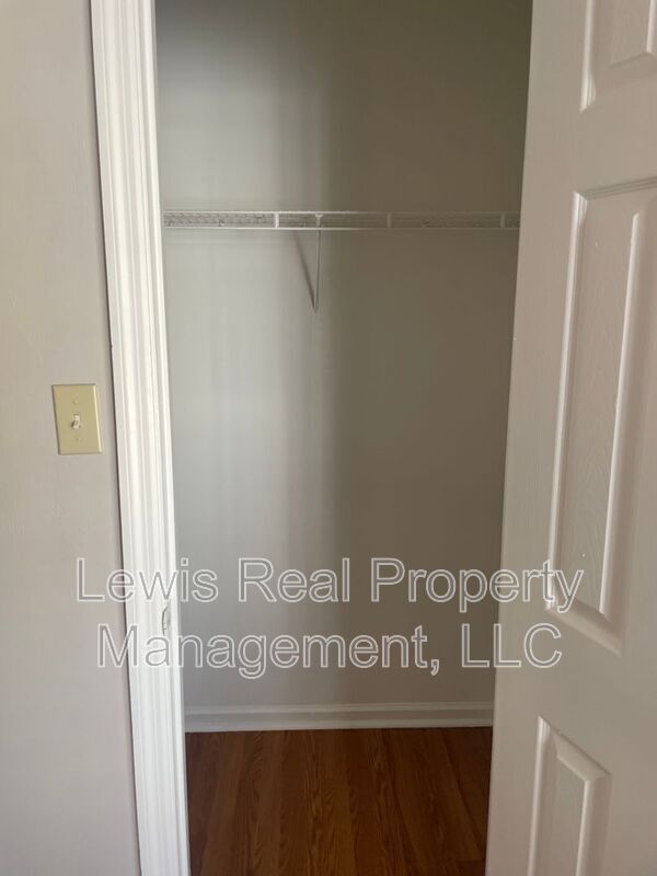 Building Photo - 1441 Hudson St