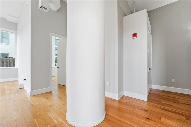 Building Photo - 50 Dey St