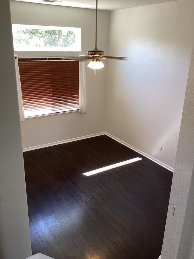 Building Photo - 4 Bedroom 3 bath with solar