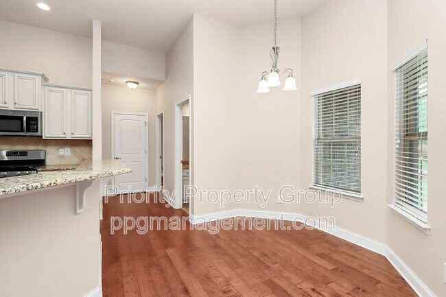 Building Photo - 141 Tall Fern Lp