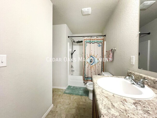 Building Photo - 2389 Wyandotte Ave