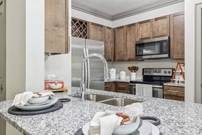 Building Photo - Cortland World Gateway