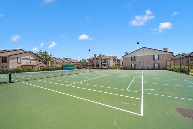 Building Photo - 2120 El Paseo St