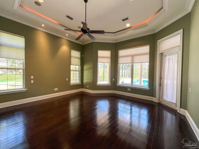 Building Photo - 337 Grand Oaks Blvd
