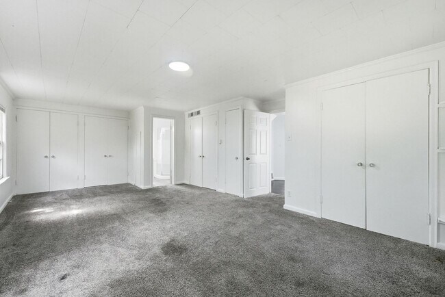 Building Photo - 4029 Weisser Park Ave