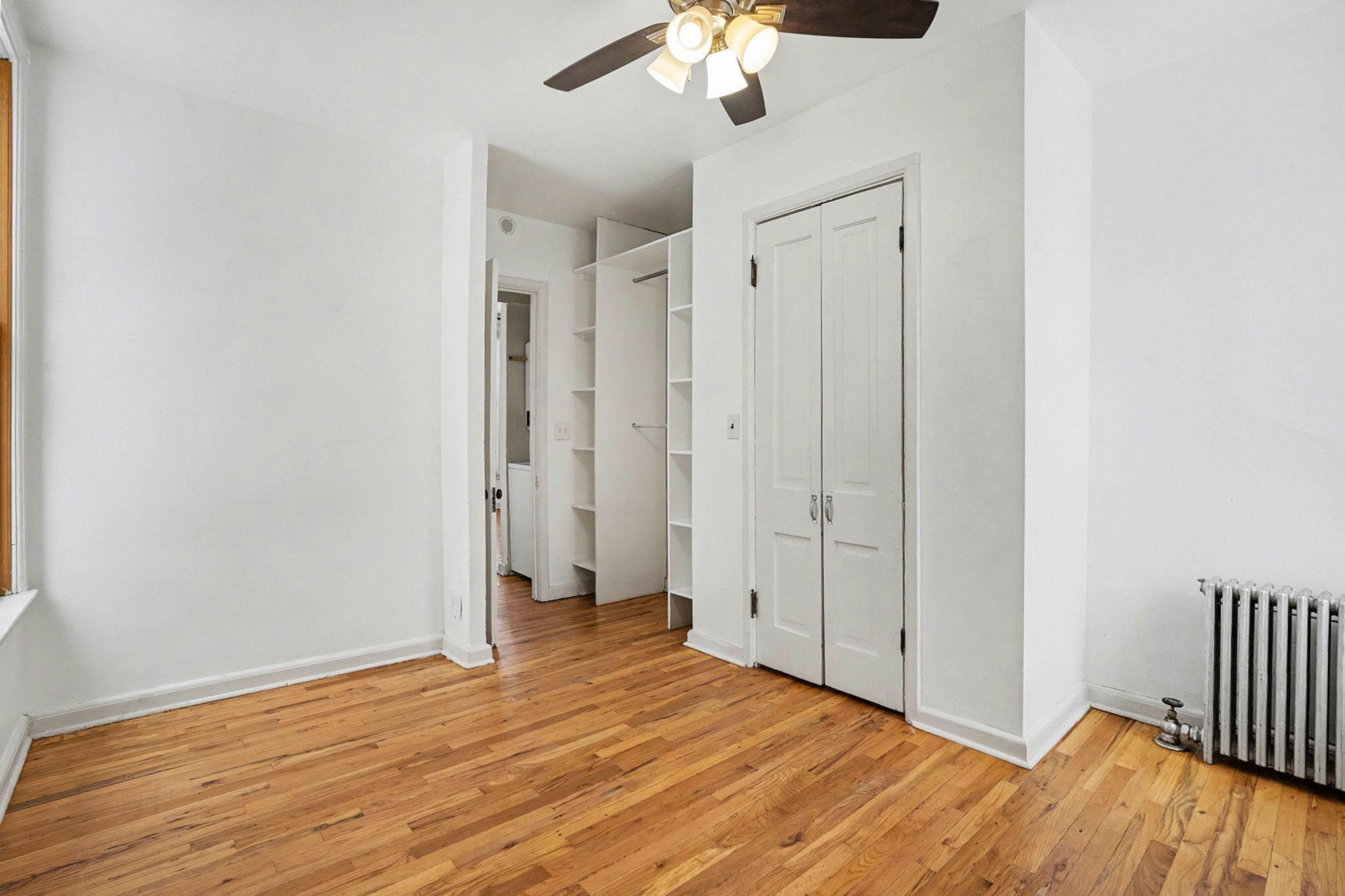 Bedroom - 2122 Hooker St