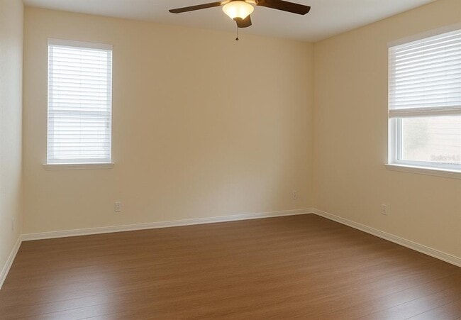 Building Photo - 15483 Ave Of The Arbors