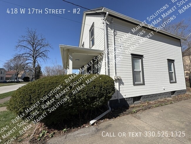 Building Photo - 418 W 17th St