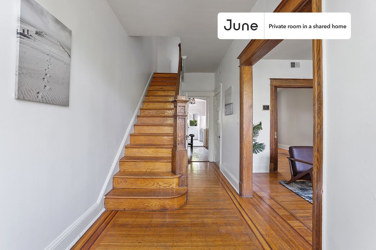 Building Photo - Room in Shared 4 bed/2 bath home