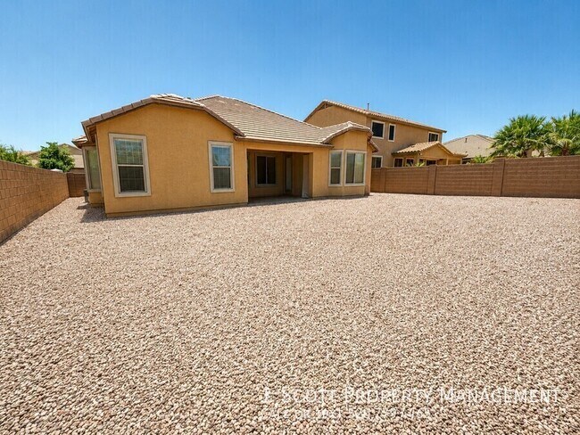 Building Photo - 8206 S 22nd Ln