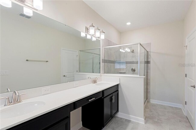 Building Photo - 11055 Sweetgum Woods Dr