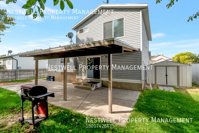 Building Photo - Beautiful Main Level 4-bed Home in Kearns