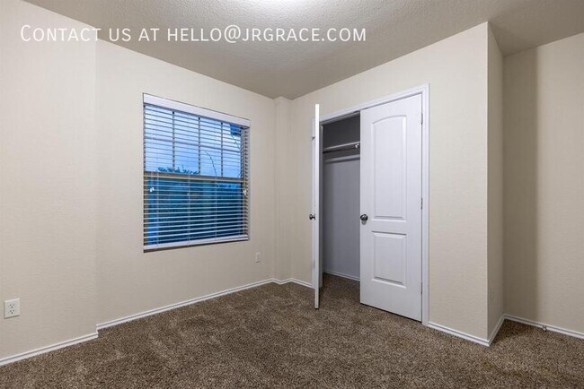 Building Photo - 4204 S Fork Ranch Rd