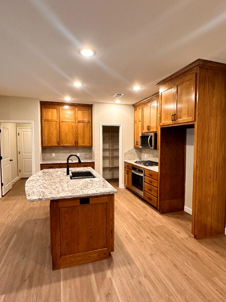 Building Photo - 1314 Milltown Rd