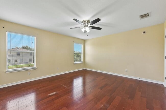 Building Photo - 12712 Ring Dr