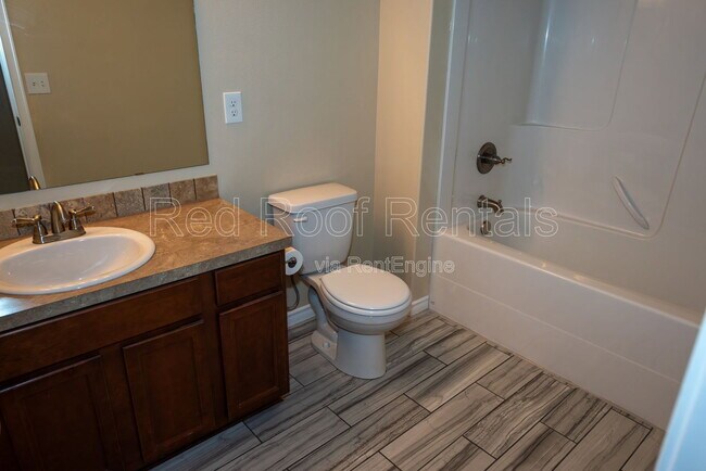 Building Photo - 10009 Greenbrier Ct SE