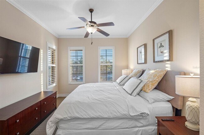 Building Photo - 13941 Clubhouse Dr