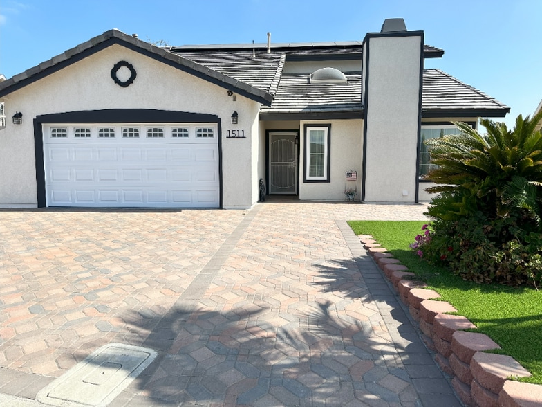 Building Photo - 1511 Seabrook Ln