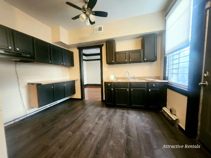 Building Photo - 6648 S Bishop St