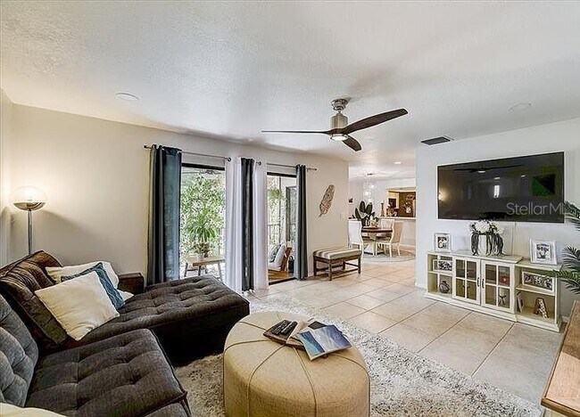 Building Photo - 6326 Grand Bahama Cir