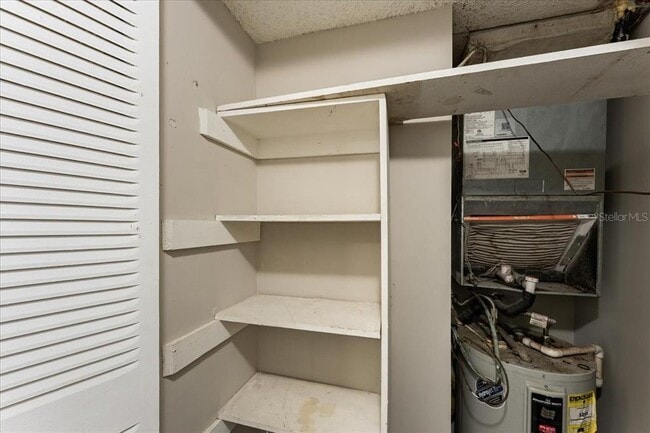 Building Photo - 6332 Newtown Cir