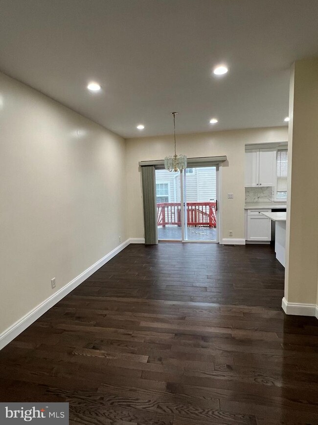 Building Photo - 7509 Cove Point Way