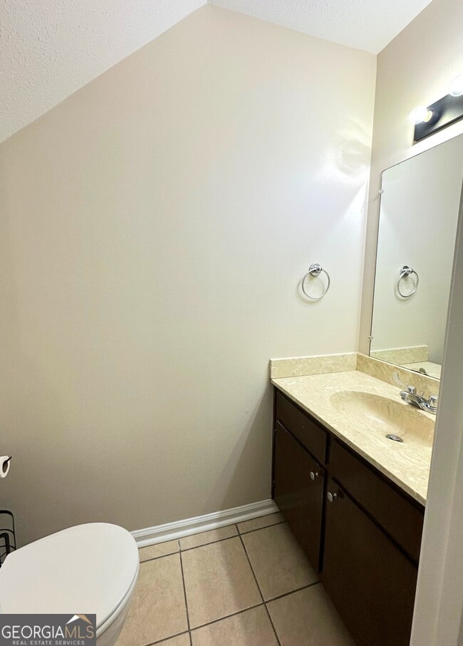 Building Photo - 104 Wrenwood Ln