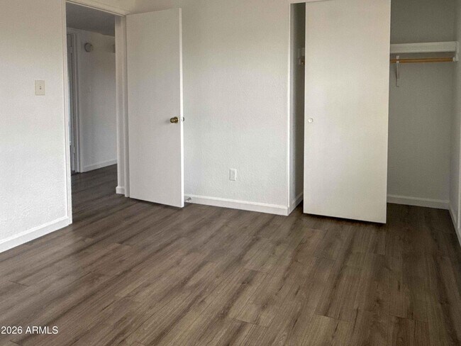 Building Photo - 16811 N 32nd Ave