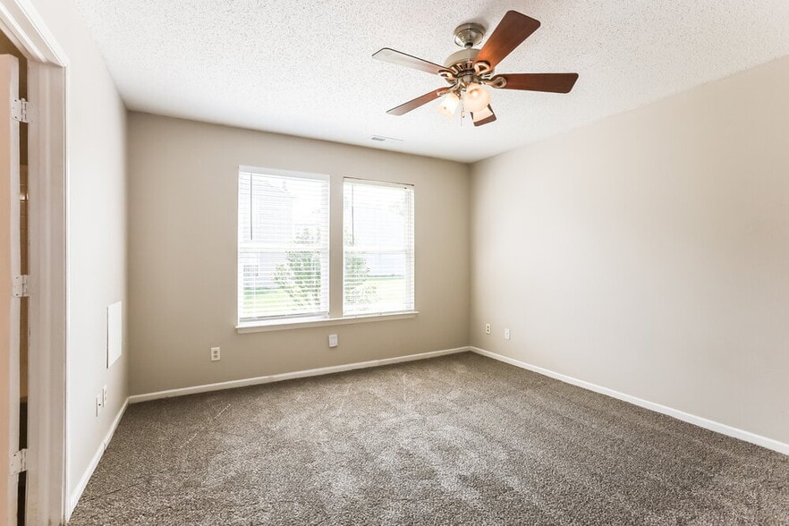 Building Photo - 11840 Wapiti Way