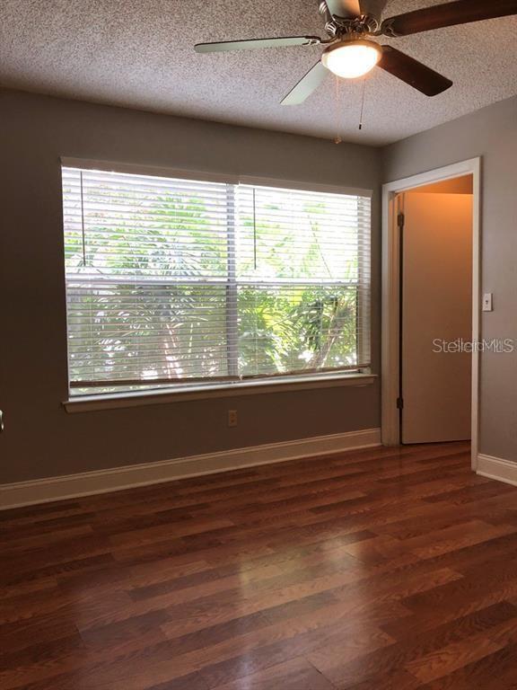 Building Photo - 2548 Grassy Point Dr
